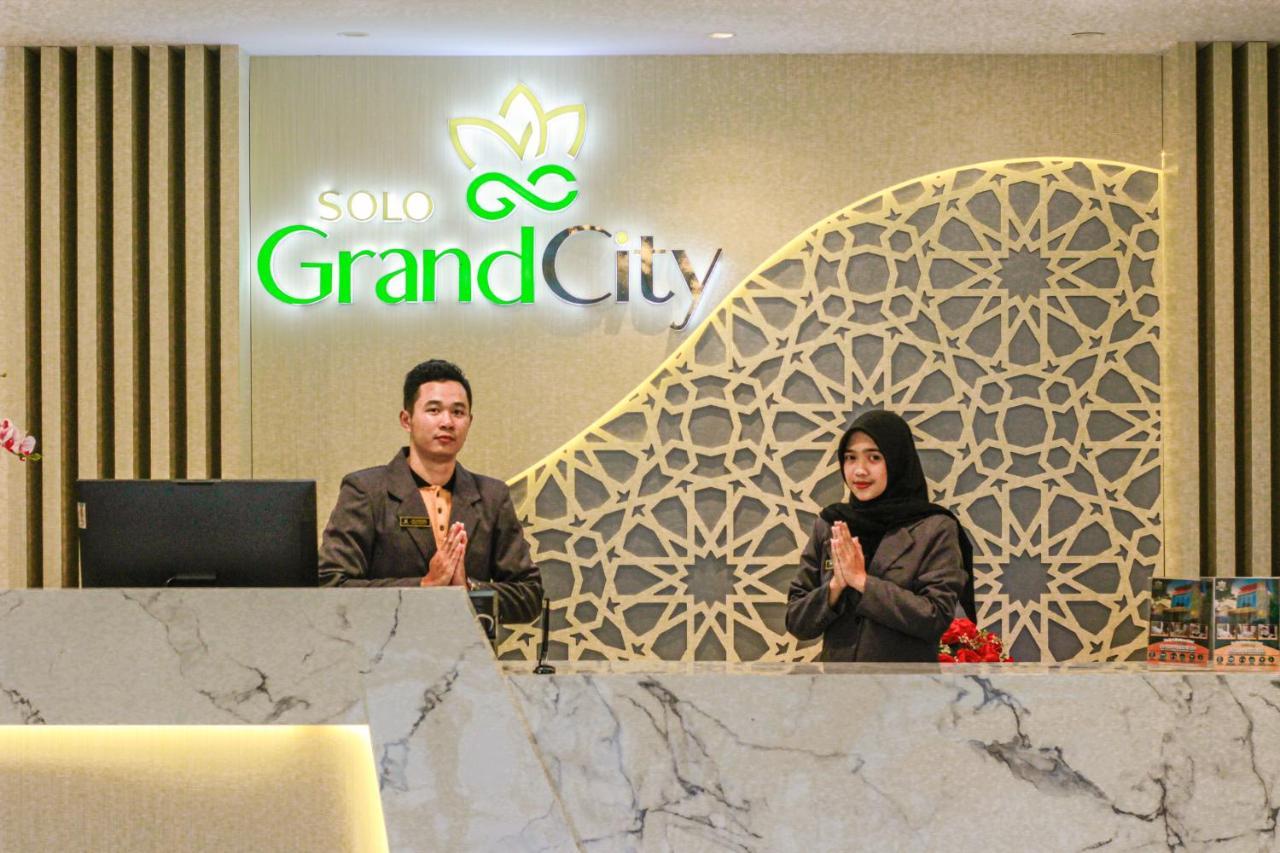 Solo Grand City Lawean Esterno foto