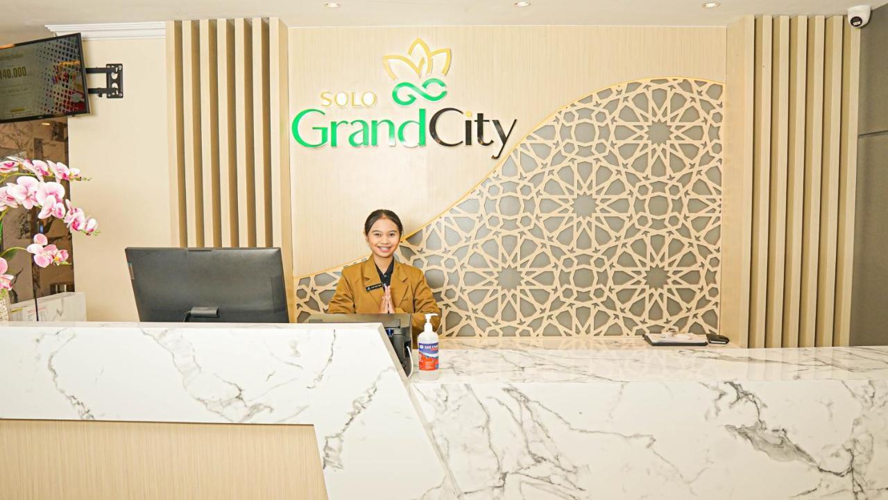 Solo Grand City Lawean Esterno foto